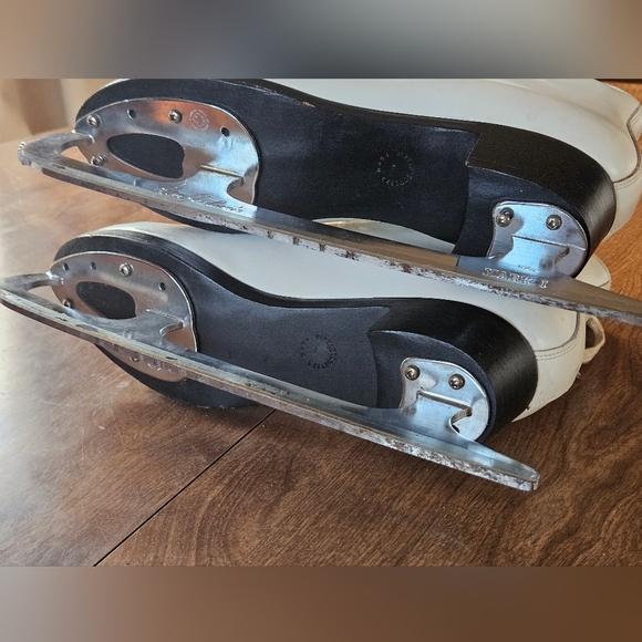 VINTAGE DON JACKSON ICE FIGURE SKATES CZECHOSLOVAKIA 8.5 B 800 MARK I 10 2/3 - Picture 12 of 14